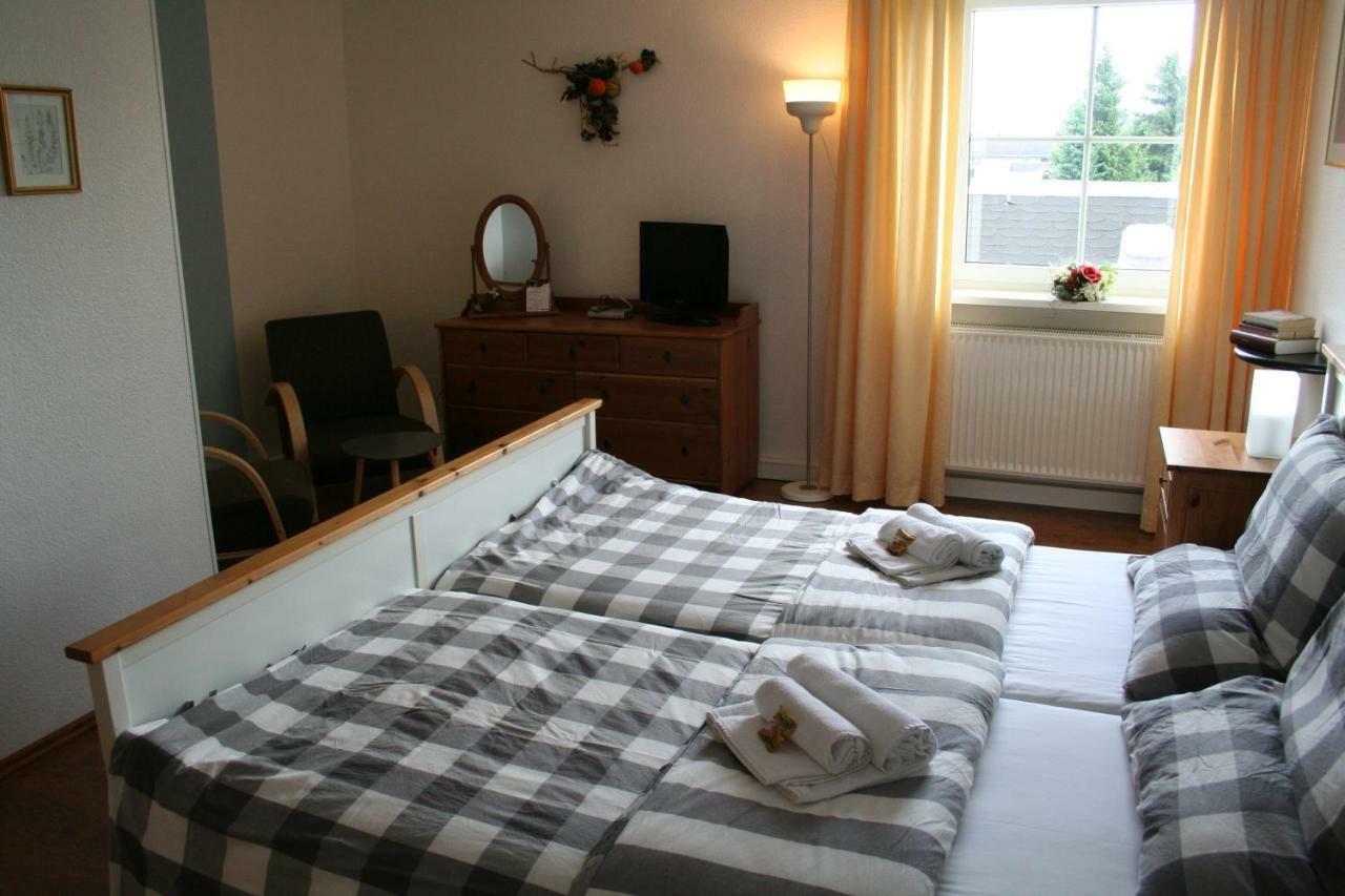 Landhaus Edelweiss Bed&Breakfast - Adults Only Neustadt am Rennsteig Eksteriør bilde